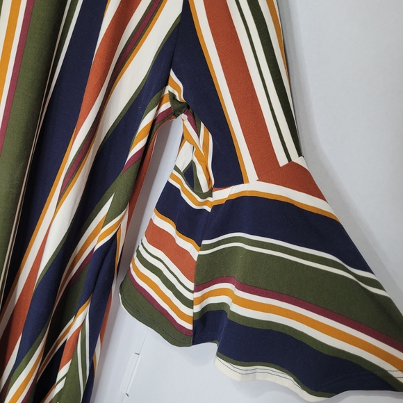 Flowy Horizontal - Picture 4 of 7